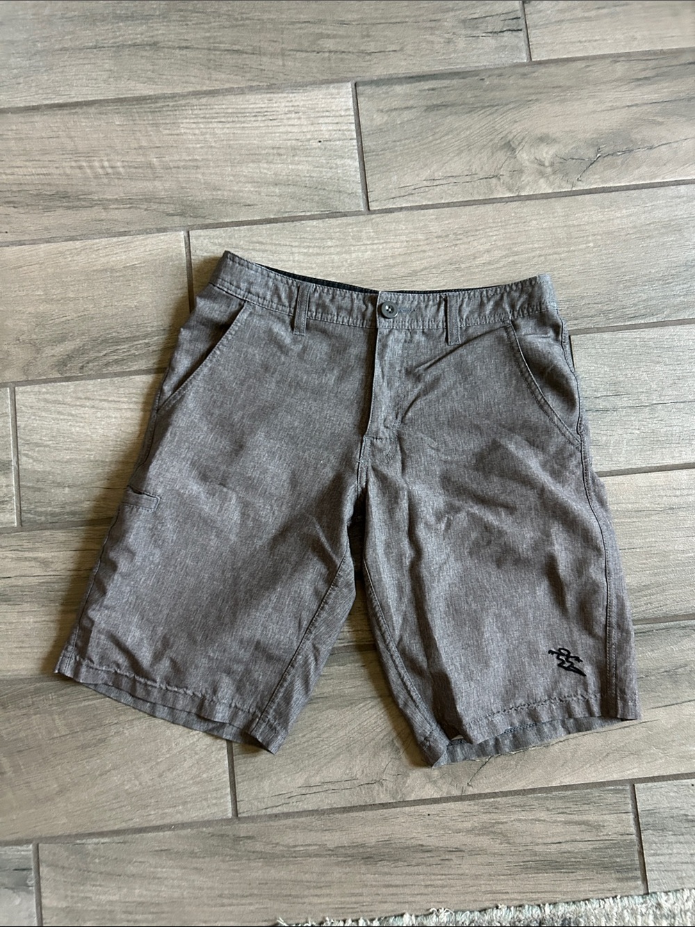 Men's Gray Flat Front Casual Shorts with Subtle Embroidered Logo